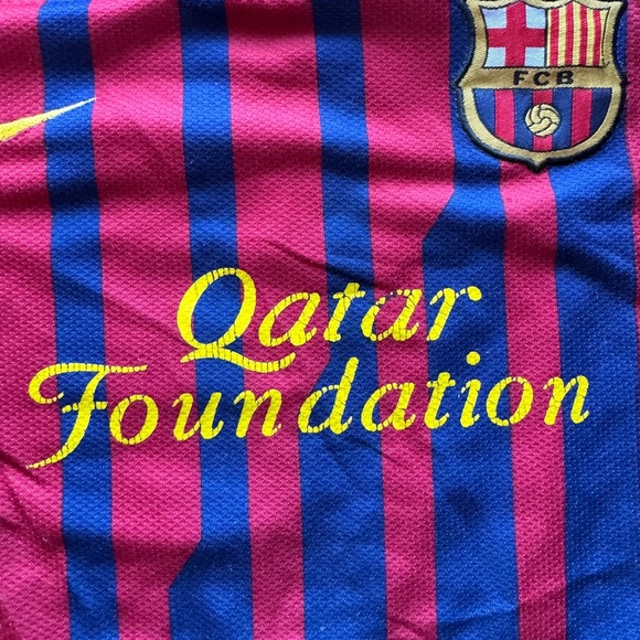 FCB BARCELONA DAVID VILLA JERSEY Nike Authentic Youth Small No Size Tag See Pics - Picture 4 of 7